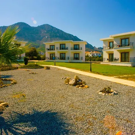 Sempati 酒店 拉普索斯