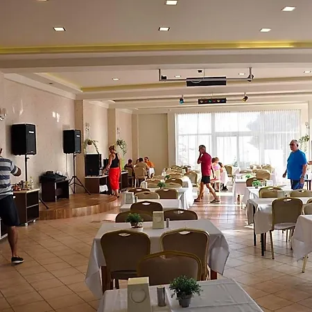 Sempati Hotel Lapta