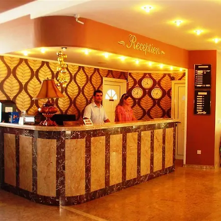 Hotel Sempati 3*